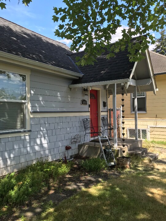 5515 N Syracuse St in Portland, OR - Building Photo