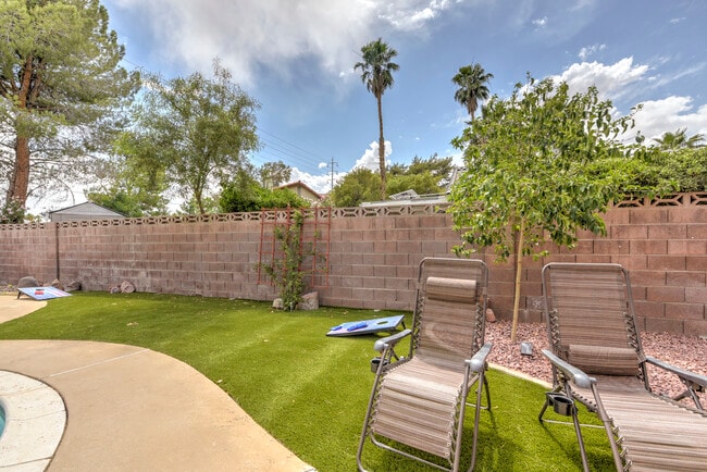 4371 Flandes St in Las Vegas, NV - Building Photo - Building Photo