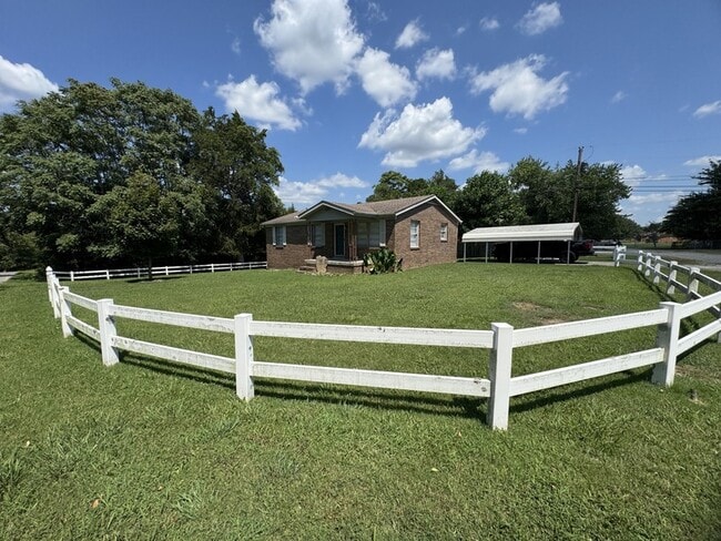 5 S Lovers Ln in Lebanon, TN - Building Photo - Building Photo