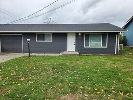 2505-2511 Yew St in Bellingham, WA - Building Photo