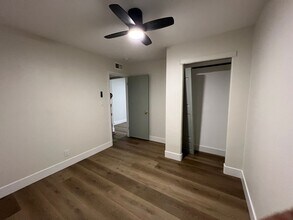 786 E North Way in Dinuba, CA - Building Photo - Building Photo