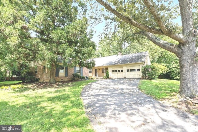 property at 3714 Carriage House Ct