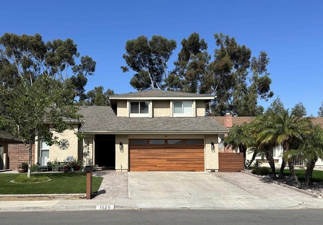 property at 1828 Ballina Dr