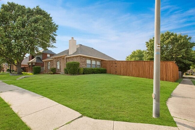 653 Spring Valley Rd in Allen, TX - Building Photo - Building Photo