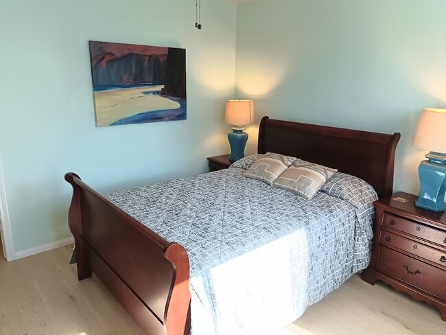 property at 1620-1624 York Dr