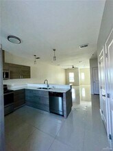 20 Newport Ave in Edinburg, TX - Building Photo - Building Photo