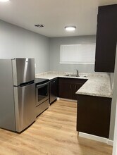 3456 14th Ave W in Seattle, WA - Foto de edificio - Building Photo