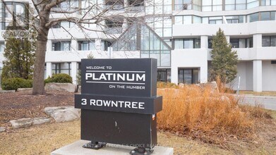 3 Rowntree Rd in Toronto, ON - Building Photo - Building Photo