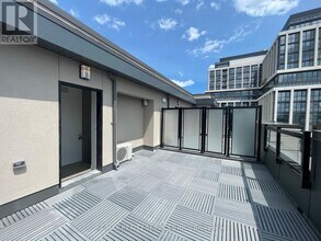 255-1095 DOUGLAS MCCURDY COMM Dr in Mississauga, ON - Building Photo - Building Photo