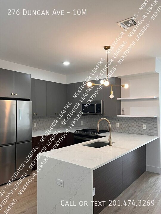 276 Duncan Ave in Jersey City, NJ - Building Photo