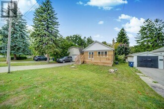 20 Martindale Rd in Toronto, ON - Building Photo - Building Photo