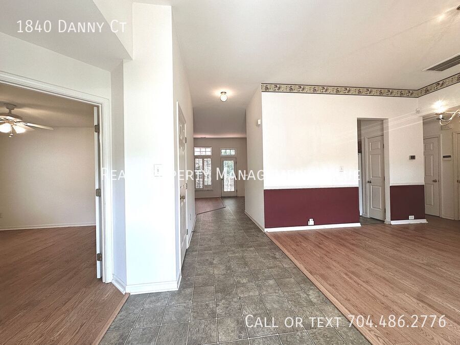 1840 Danny Ct in Matthews, NC - Building Photo