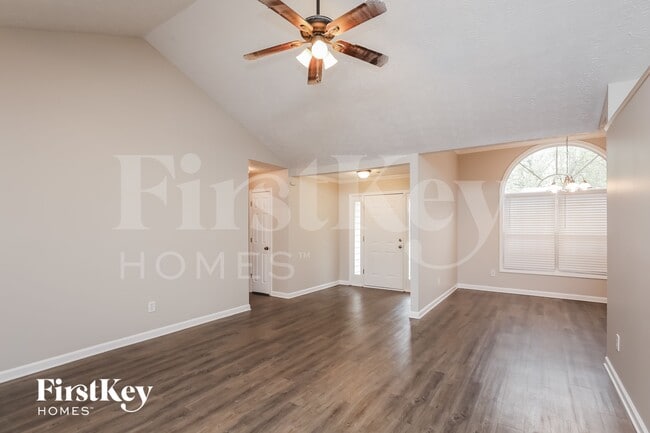 727 Melrose Trce NE in Dacula, GA - Foto de edificio - Building Photo