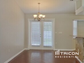 3120 Junction St in North Port, FL - Foto de edificio - Building Photo