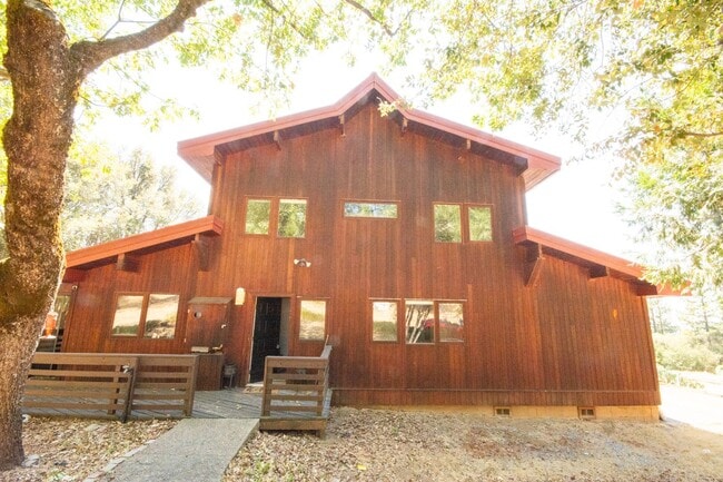 property at 7770 Stephanie Ln