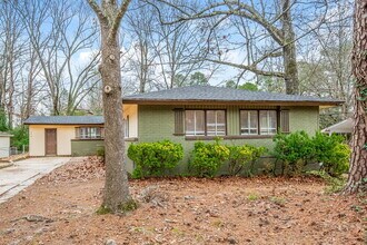 325 16th Ave NW in Center Point, AL - Building Photo - Building Photo