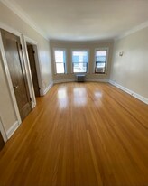 4519 N Paulina St, Unit 25-1A in Chicago, IL - Building Photo