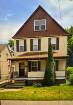 6330 Carl Ave, Unit 4 in Cleveland, OH - Building Photo