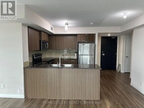 1508 Lawrence Ave E in Toronto, ON - Building Photo - Building Photo
