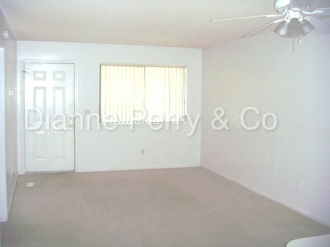 522 S Kerr Ave-Unit -APT 81 in Wilmington, NC - Building Photo - Building Photo