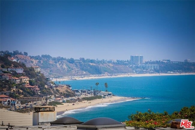 property at 18203 Coastline Dr