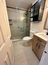 557 Bramhall Ave in Jersey City, NJ - Building Photo - Building Photo