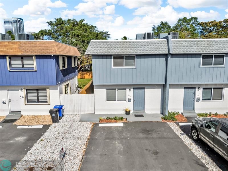 622 SW 7th Ave in Fort Lauderdale, FL - Building Photo
