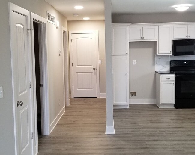 504 SE Oak Ridge Dr in Oak Grove, MO - Building Photo - Building Photo