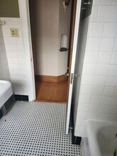 2330 N 61st St in Wauwatosa, WI - Building Photo - Building Photo