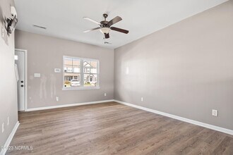 108 Justice Farm Dr in Sneads Ferry, NC - Foto de edificio - Building Photo