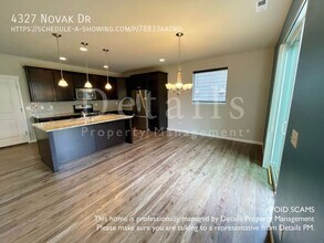 4327 Novak Dr SW in Port Orchard, WA - Building Photo - Building Photo