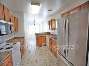 25261 W Cranston Ln in Buckeye, AZ - Building Photo - Building Photo