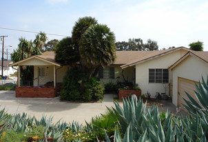2548-2550 Sunset Dr in Ventura, CA - Building Photo