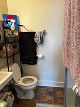 122 N Cedar Ave, Unit Cedar in Owatonna, MN - Building Photo - Building Photo