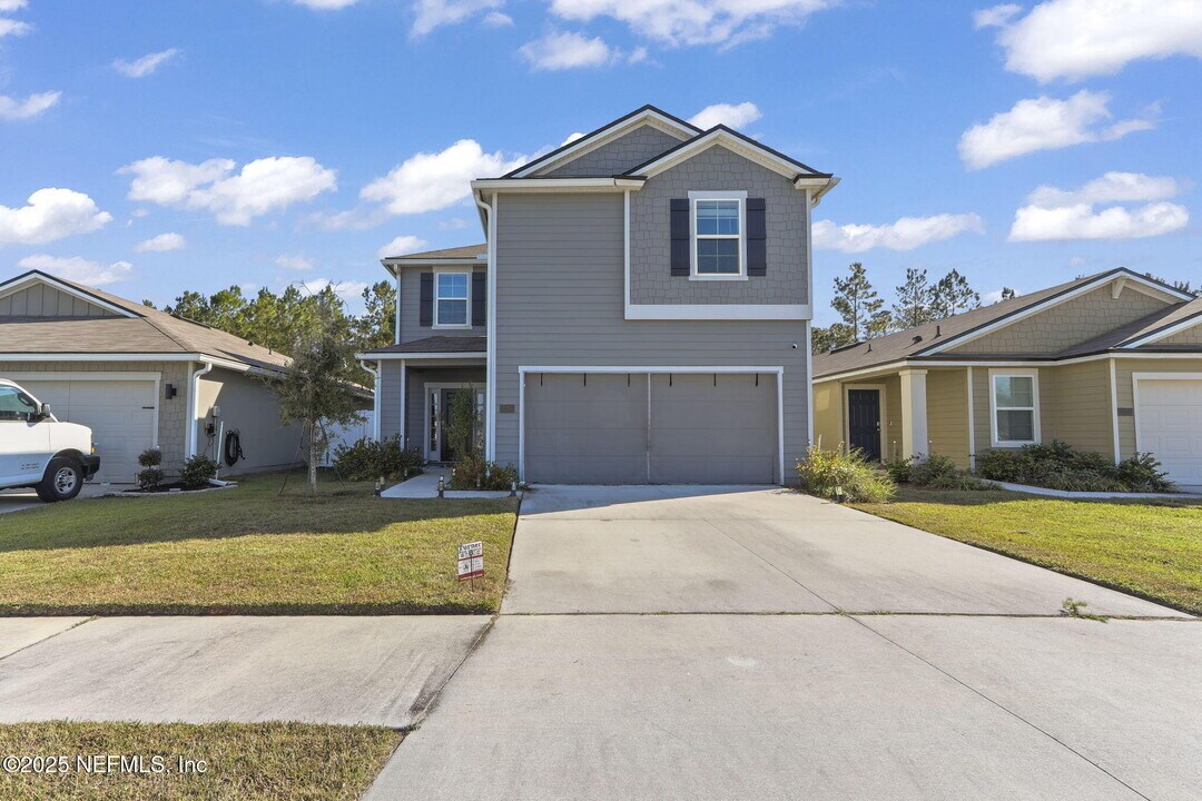 2267 Shady Breeze Ln in Green Cove Springs, FL - Building Photo