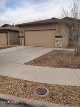 14387 High Rock Dr in El Paso, TX - Building Photo - Building Photo