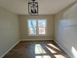 610 W 10th St in Lamar, MO - Building Photo - Building Photo