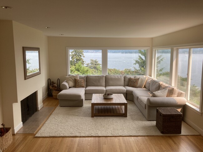 3850 50th Ave NE in Seattle, WA - Building Photo - Building Photo