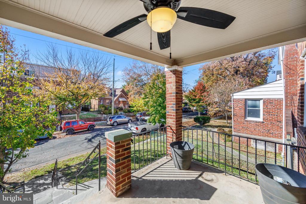 458 Oakwood St SE in Washington, DC - Building Photo