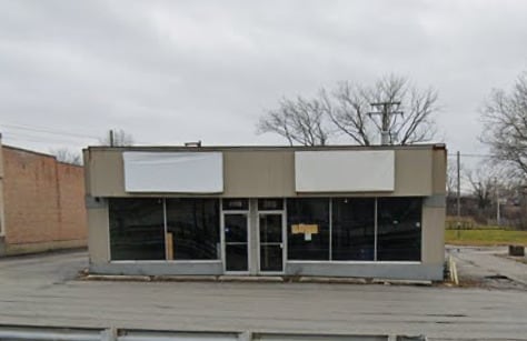 property at 3913-3915 Sauk Trail