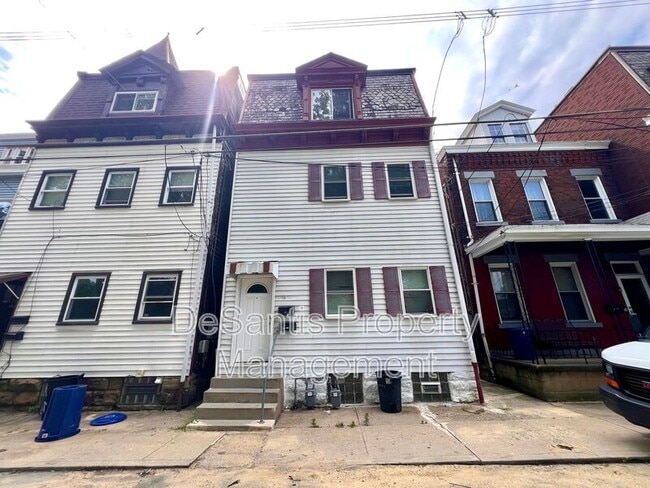 1509 Hatteras St in Pittsburgh, PA - Building Photo - Building Photo