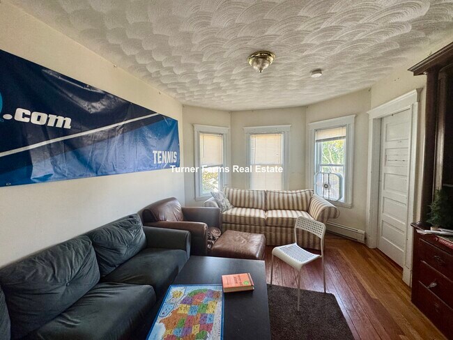 288 Boston Ave, Unit 3