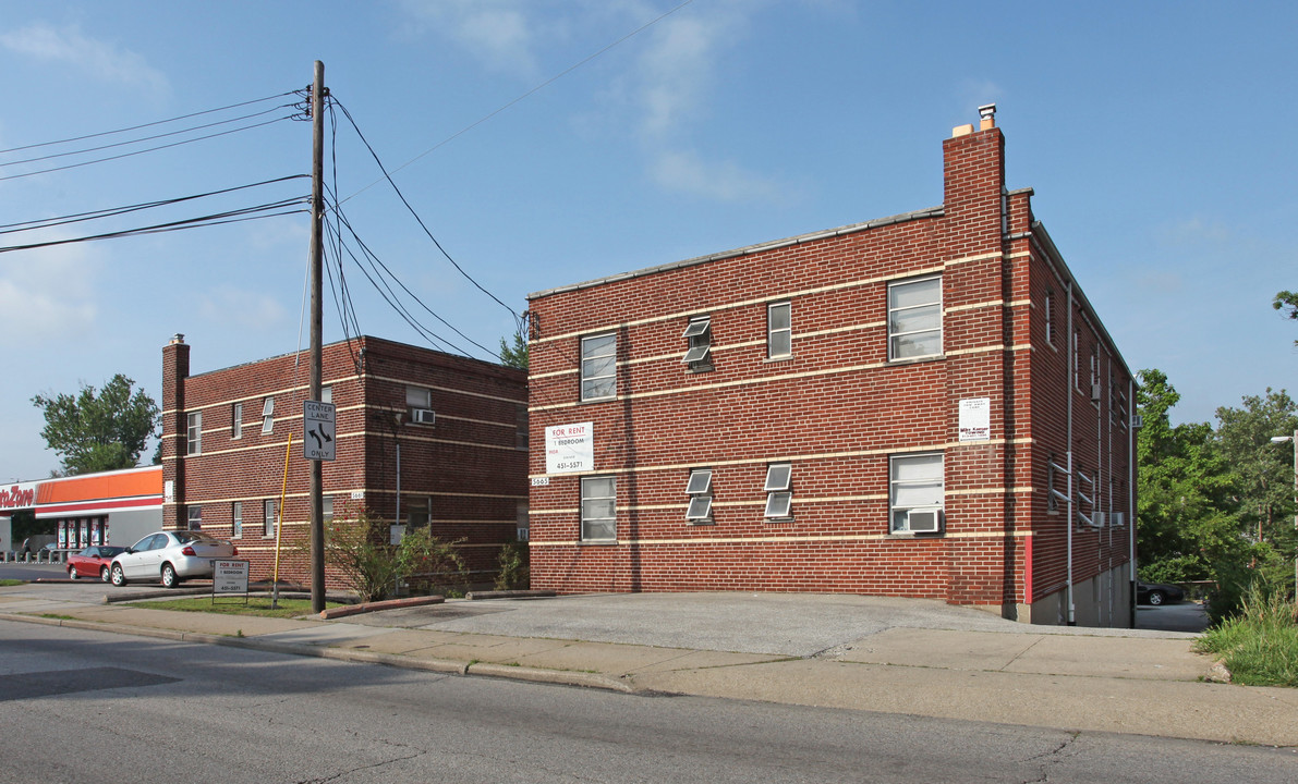 5661-5665 Glenway Ave in Cincinnati, OH - Building Photo