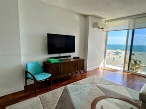 2840 N Ocean Blvd in Fort Lauderdale, FL - Building Photo - Building Photo