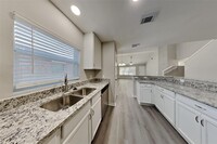 10410 Nickel Grove Dr in Houston, TX - Building Photo - Building Photo