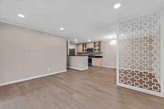 209 Boardwalk Ave in San Bruno, CA - Building Photo - Building Photo