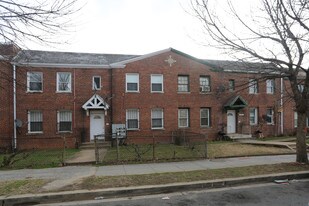 1405 Staples St NE in Washington, DC - Building Photo