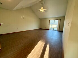 6218 Ruby Cir W in Fort Wayne, IN - Building Photo