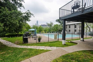 Timbercreek Apartments in Austin, TX - Building Photo - Building Photo