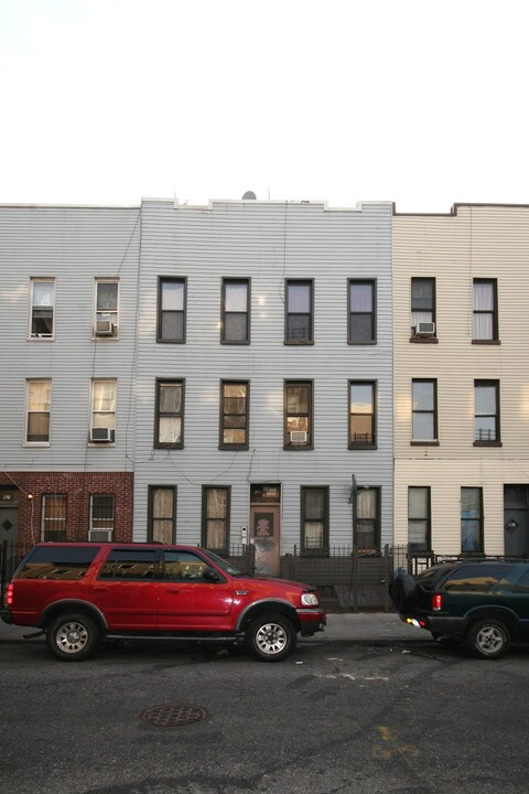 288 Troutman St in Brooklyn, NY - Foto de edificio